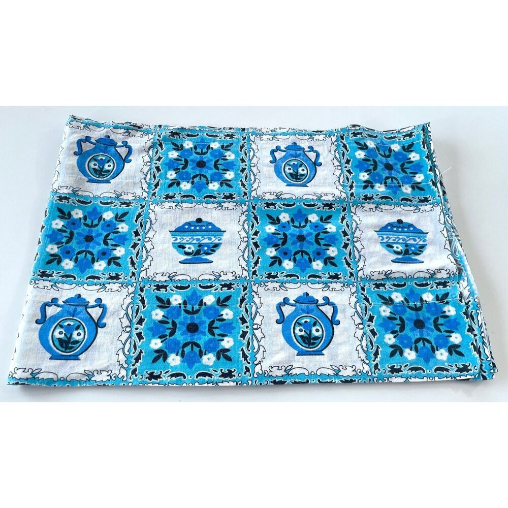 Vintage 1970s valance curtain, white blue faux patchwork, teapots & flowers